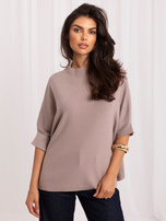 Ciemnobeżowy sweter oversize z krótkim rękawem