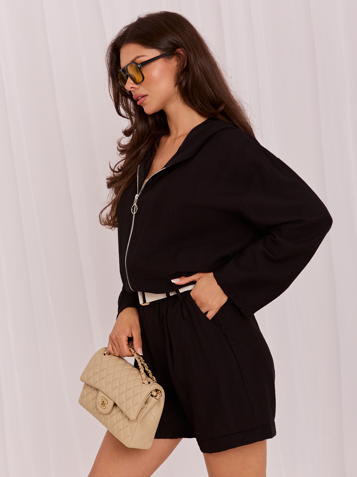 Czarna rozpinana bluza z wiskozy RUE PARIS