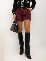 Bordowe ciepłe szorty z ozdobnymi zakładkami RUE PARIS 