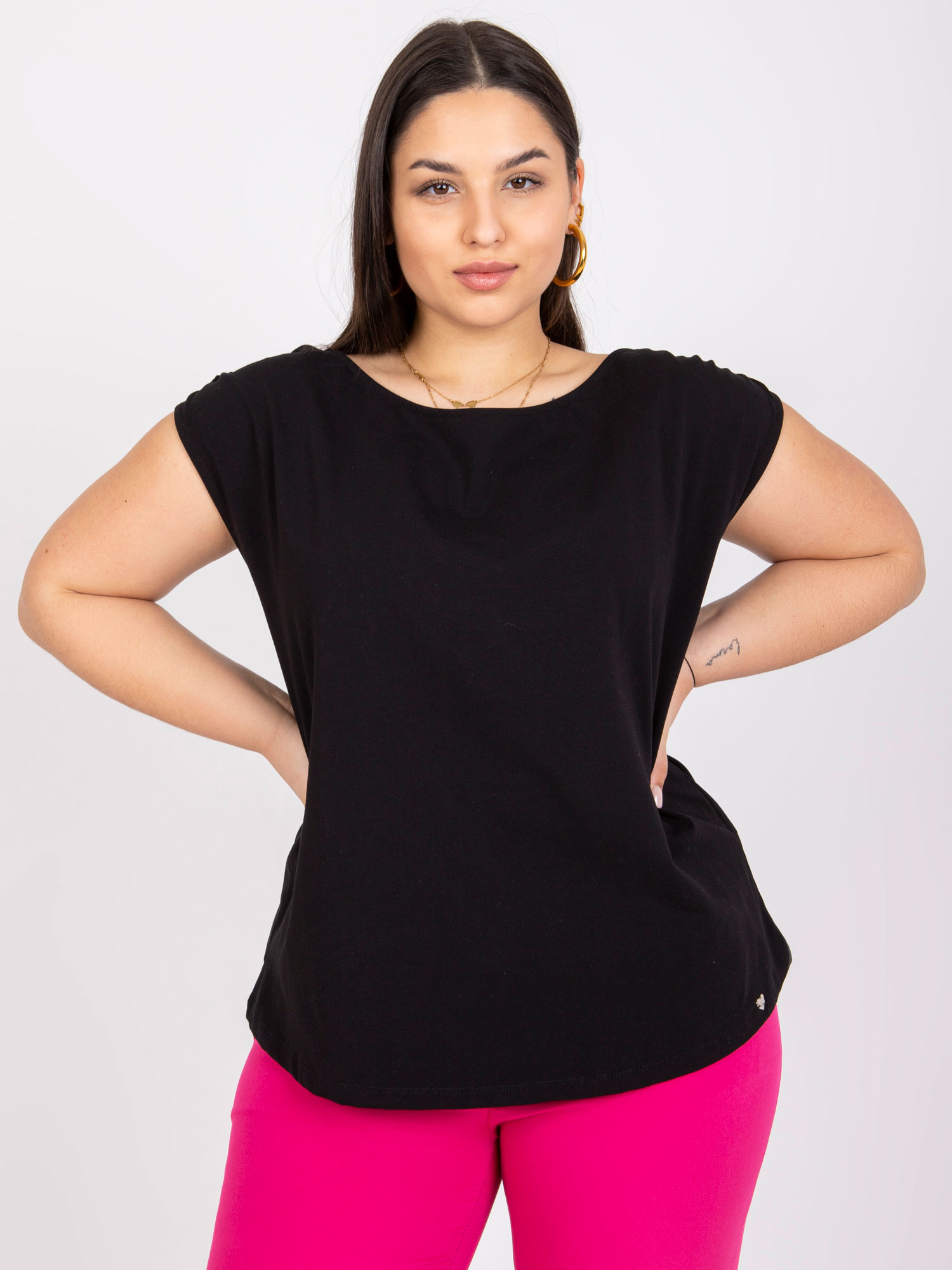 Czarna bluzka plus size z bawełny Penny